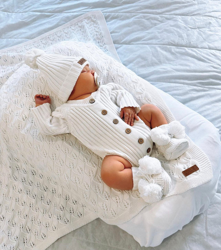 Little B's Nursery | Knit Ribbed Baby Booties - Milk