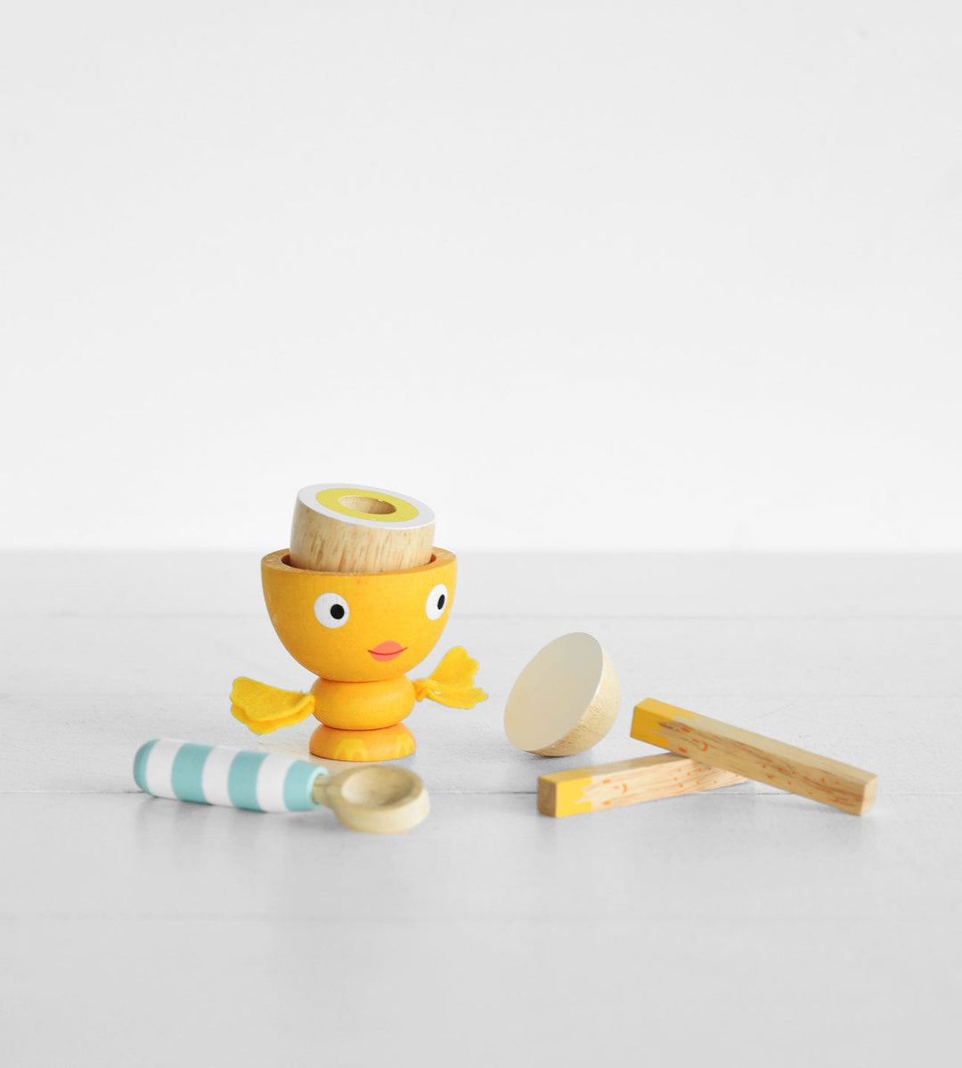 Le Toy Van Chicky Chick Egg Cup Set