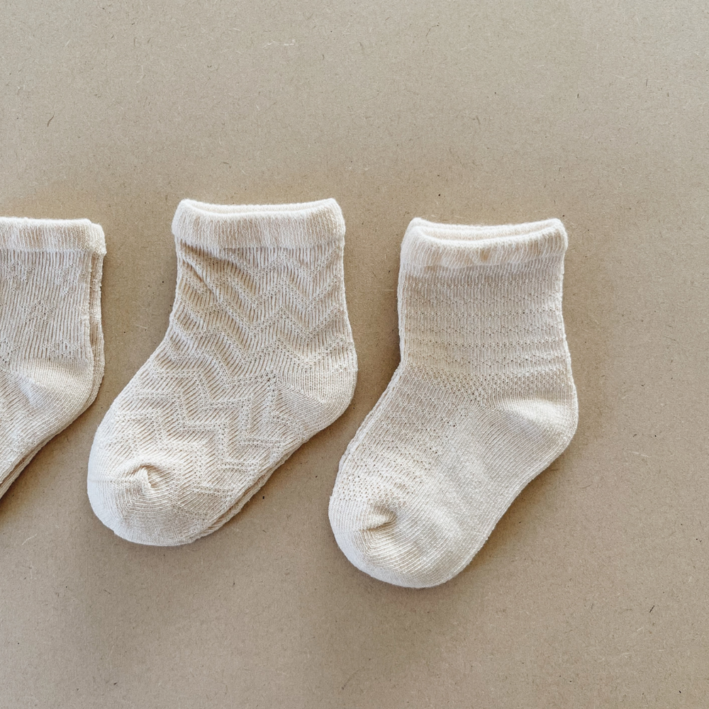 Susukoshi-Organic-Pattern-Baby-Socks
